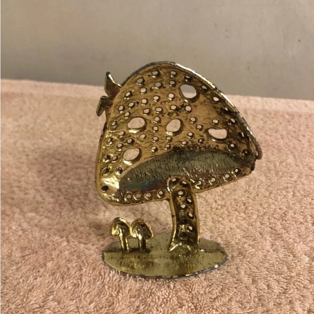Gold Tone Mushroom Earring Holder 4 1/2” Tall